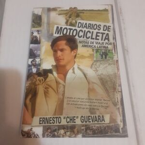 Diarios De Motocicleta The Motorcycle Diaries by Ernesto Che Guevara IN SPANISH!